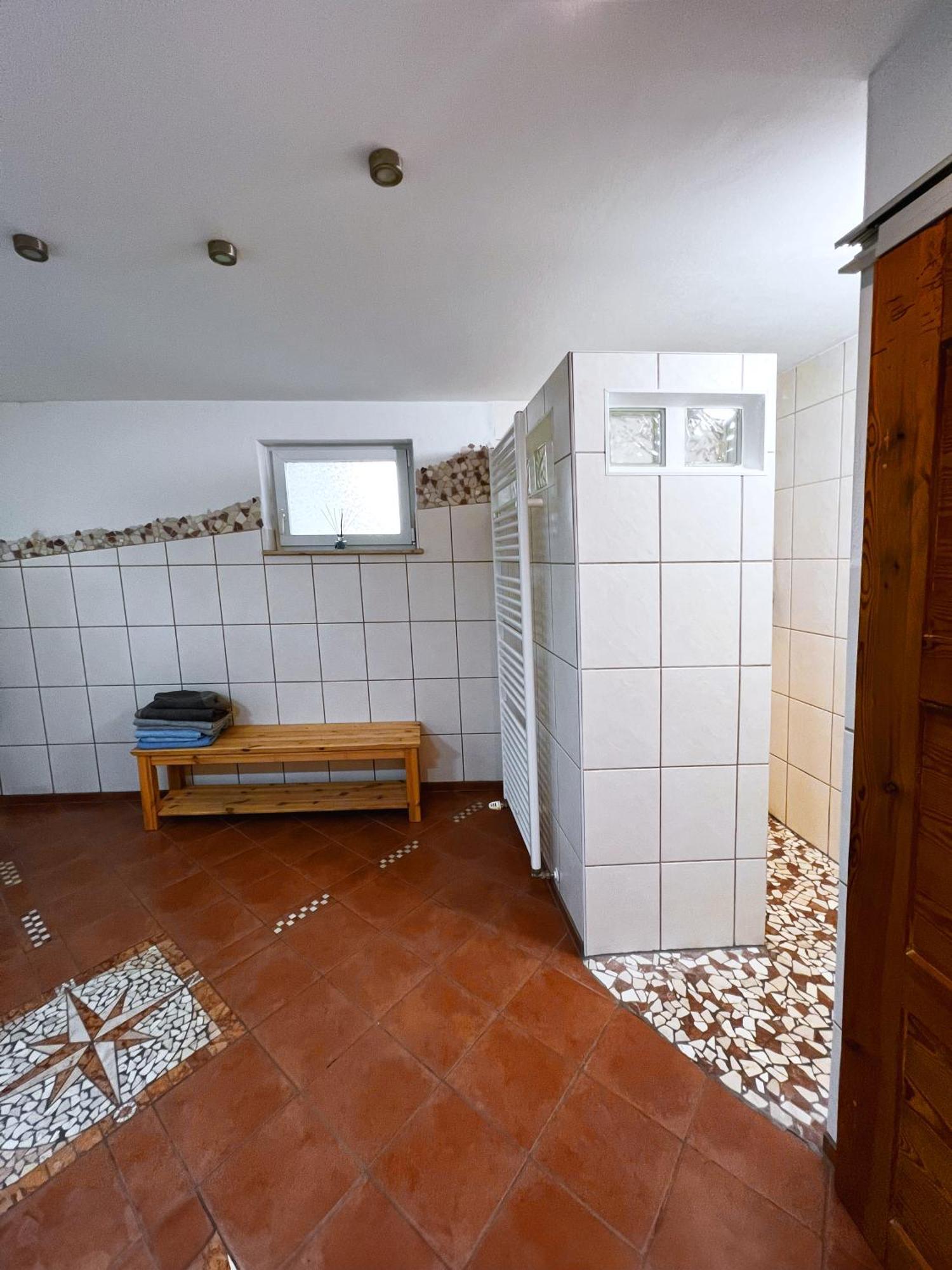 Haus Am Berzdorfer See - 3 Schlafzimmer - Ganzes Haus Zur Alleinnutzung - Terrasse - Hochwertige Ausstattung Görlitz Eksteriør bilde