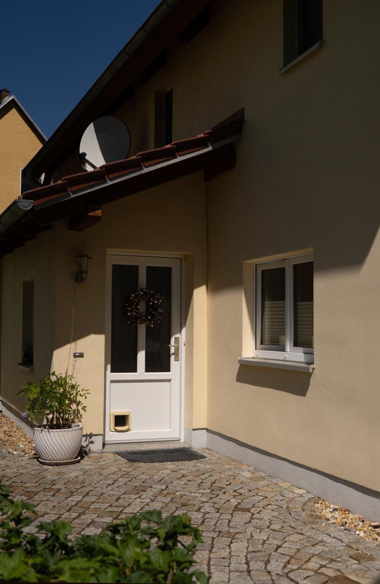 Haus Am Berzdorfer See - 3 Schlafzimmer - Ganzes Haus Zur Alleinnutzung - Terrasse - Hochwertige Ausstattung Görlitz Eksteriør bilde